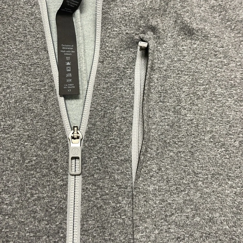 NWOT Lululemon athletica Zipper Jacket - Picture 3 of 9